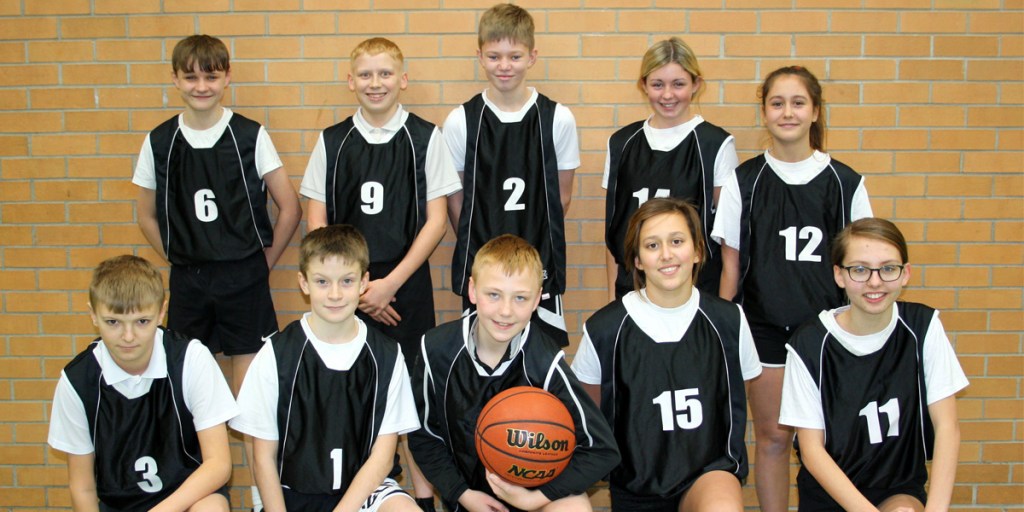 De Aston U14s basketball team